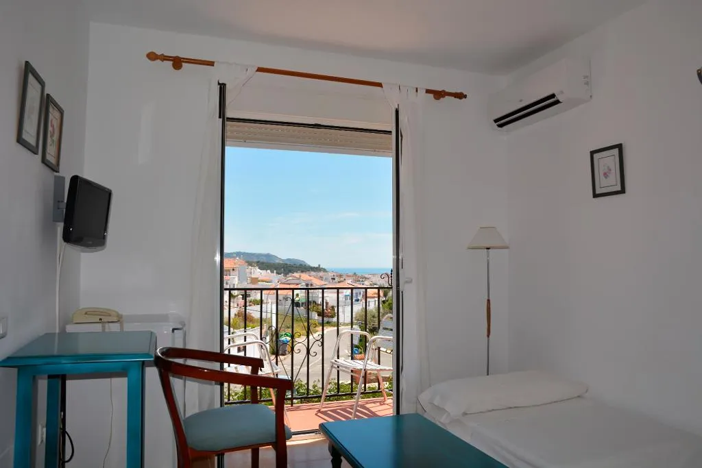 FAMILY ROOM STANDARD Room, Al Andalus Nerja, Costa Del Sol