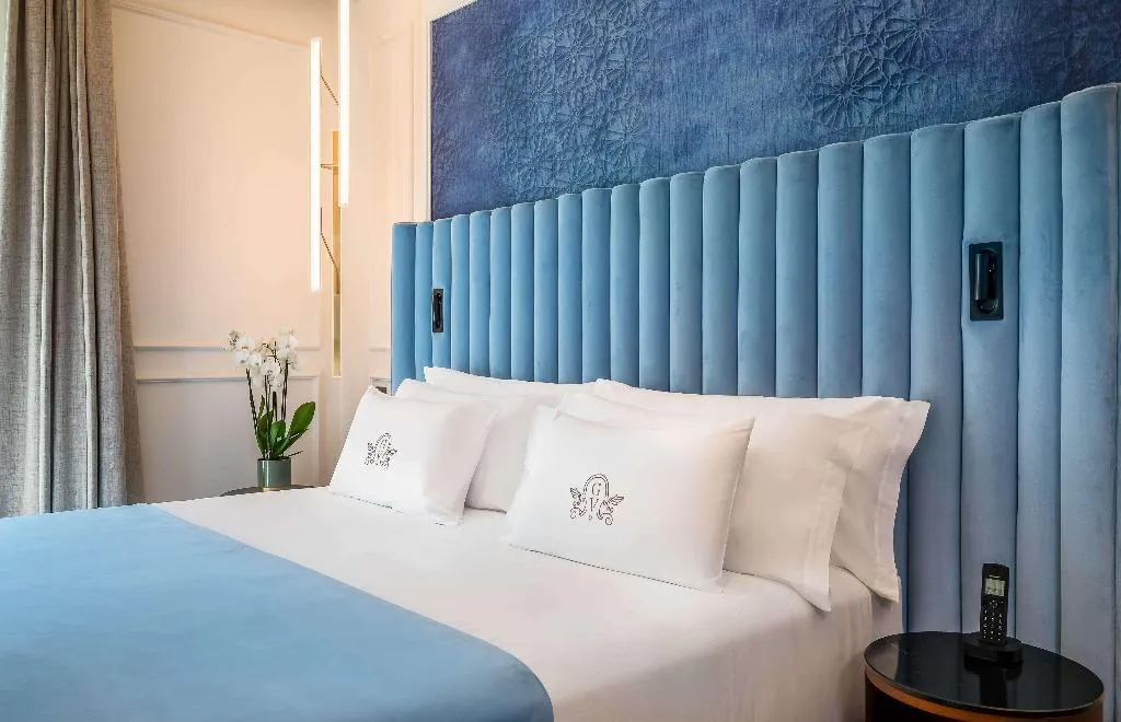 Room DELUXE CITY VIEW Room, Palacio Gran Via, A Royal Hideaway Hotel, Andalucia