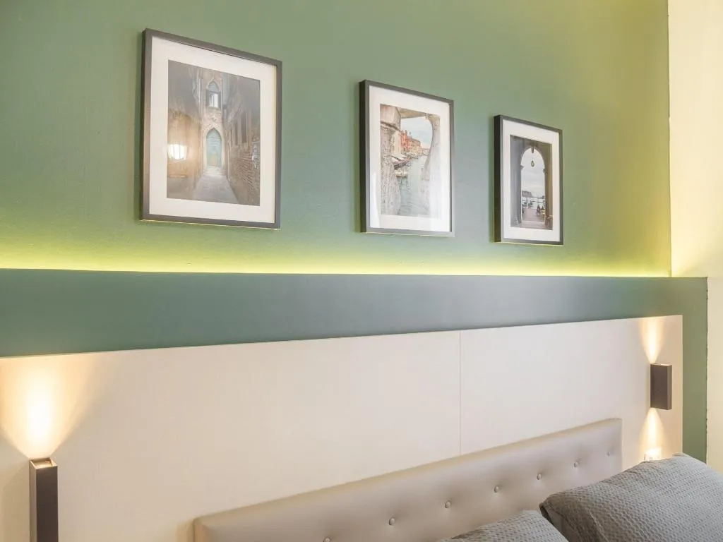 Room, Grand Canal Suites, Venice
