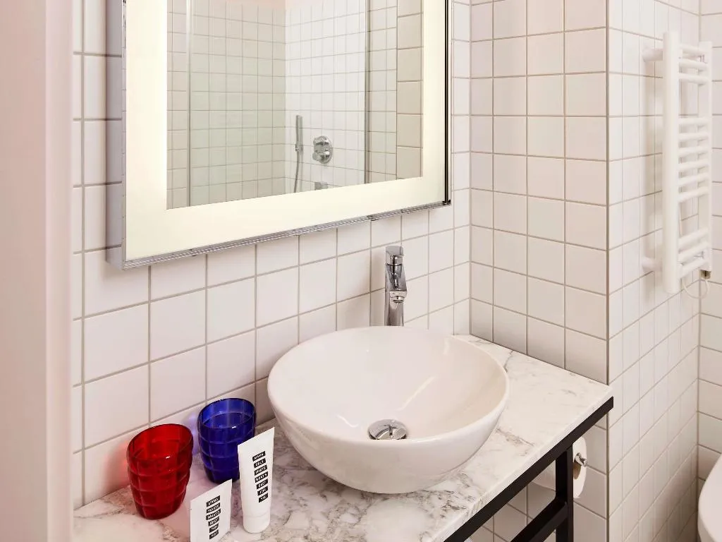 TWIN STANDARD Room, Mama Shelter Prague, Prague