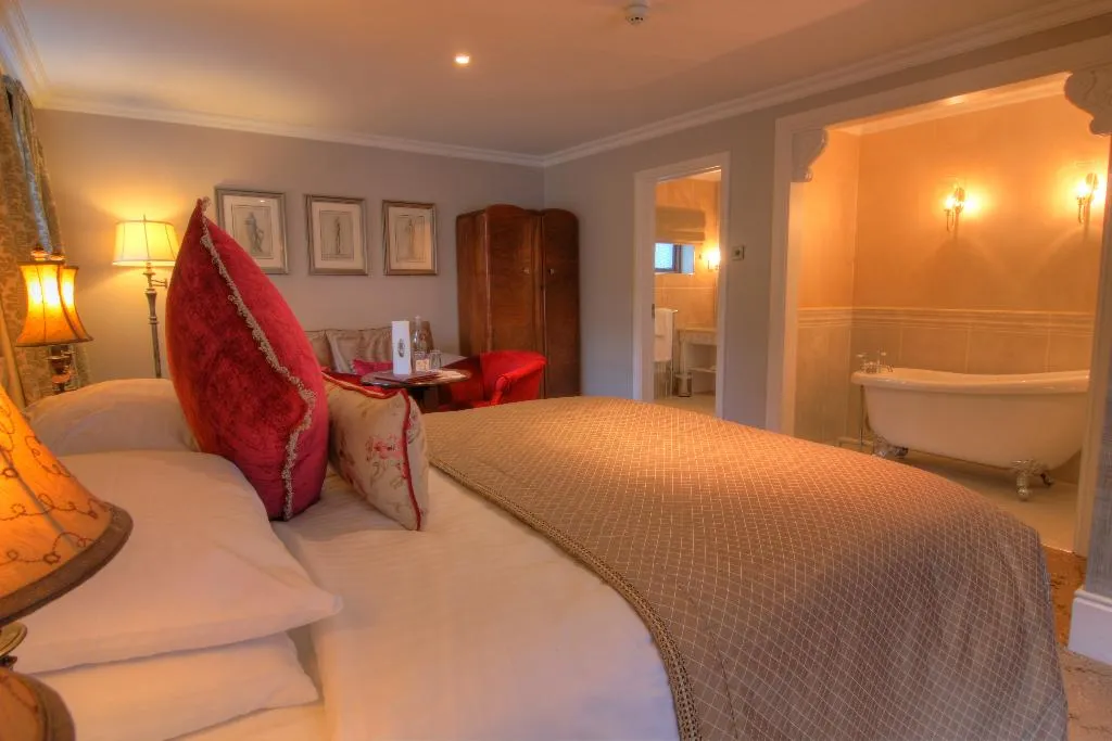 DOUBLE SUPERIOR Room, Cabra Castle Hotel, Dublin