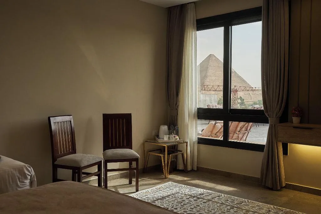 Room, Pyramids Secret Hotel, Cairo