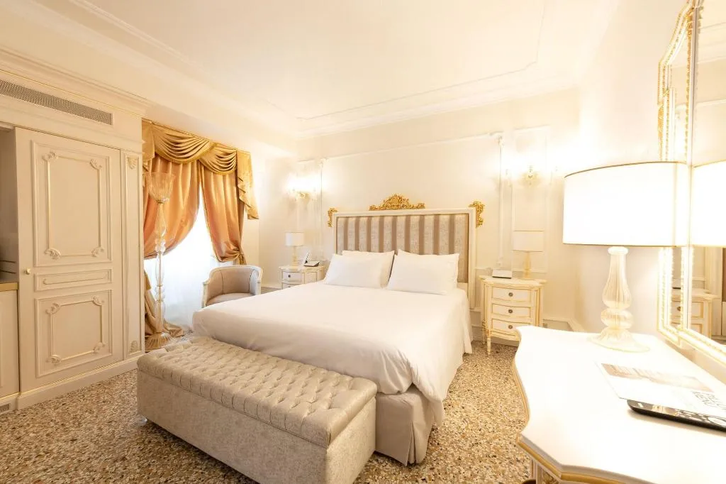 Room, Cà Bonfadini Historic Experience, Venice