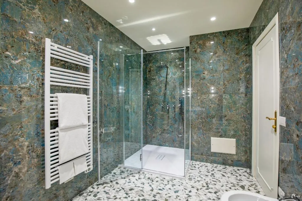 JUNIOR SUITE CAPACITY 3 Room, Giorgione Hotel, Venice