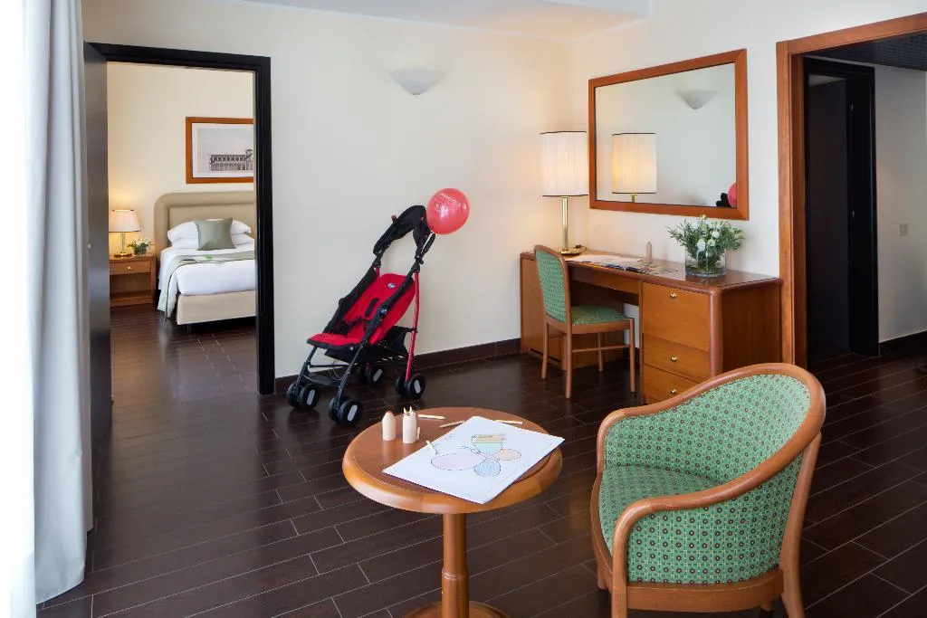 FAMILY ROOM STANDARD Room, Starhotels Business Palace, Milan