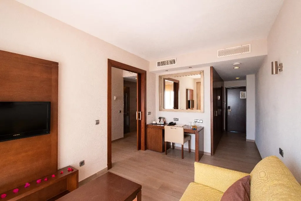SUITE CAPACITY 2 Room, Hotel Condesa, Majorca