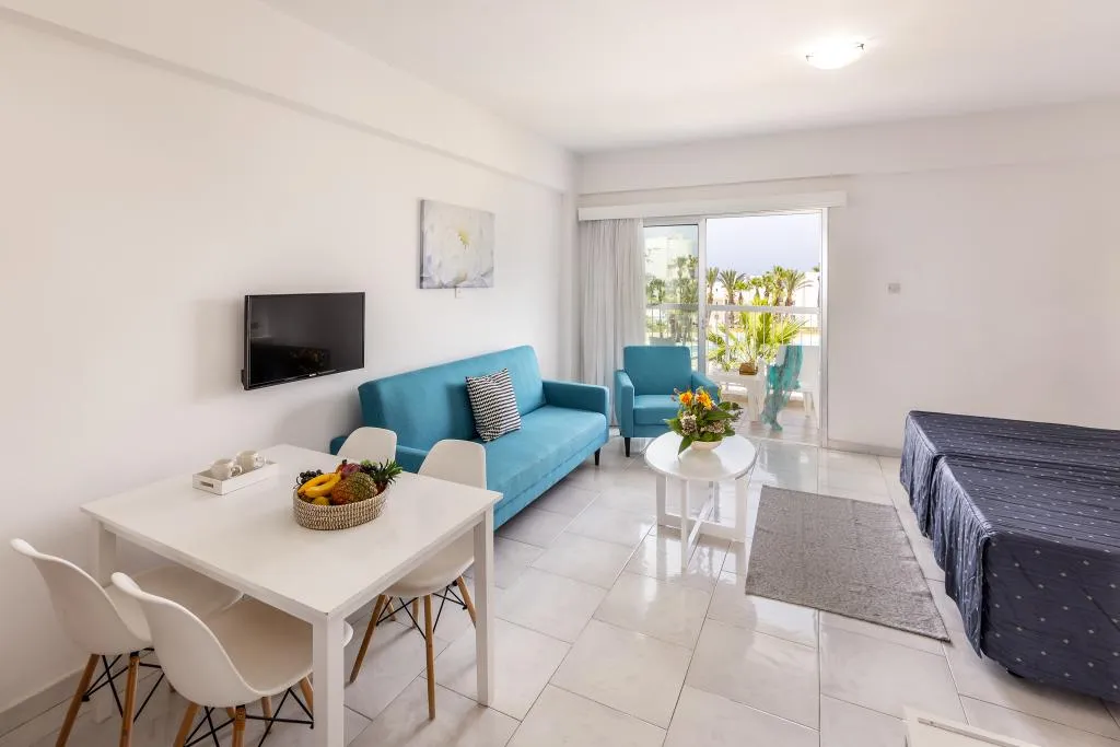 STUDIO STANDARD Room, Papantonia Hotel Apts, Cyprus