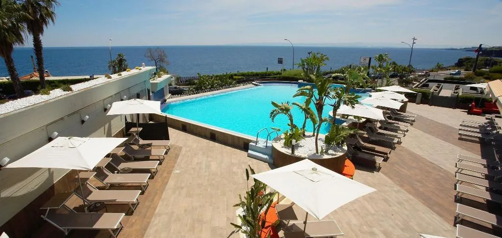 Pool, Four Points by Sheraton Catania Hotel & Conference, Catania