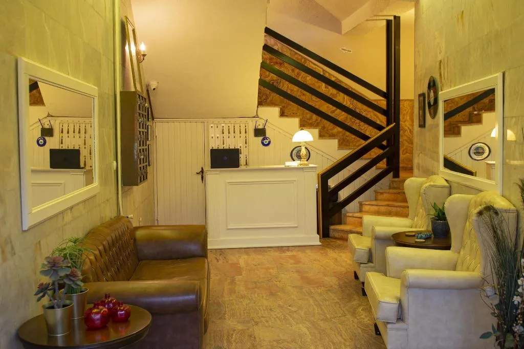 Lobby, Cesurlar Hotel, Izmir