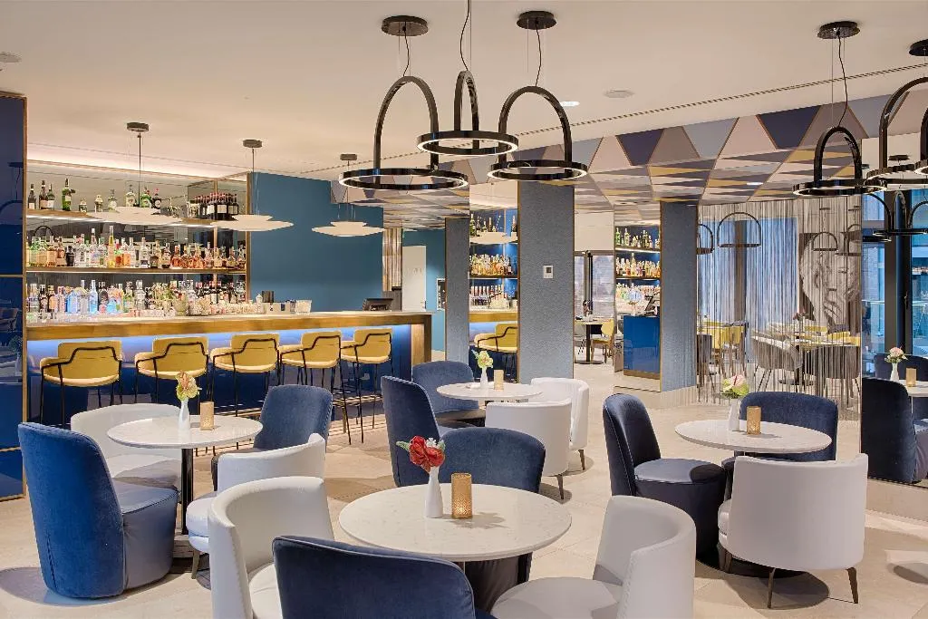 Bar, Avani Rio Novo Venice Hotel, Venice