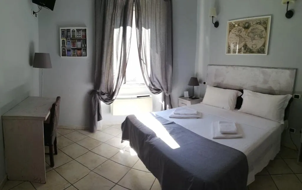 Room, Relais Indipendenza, Naples