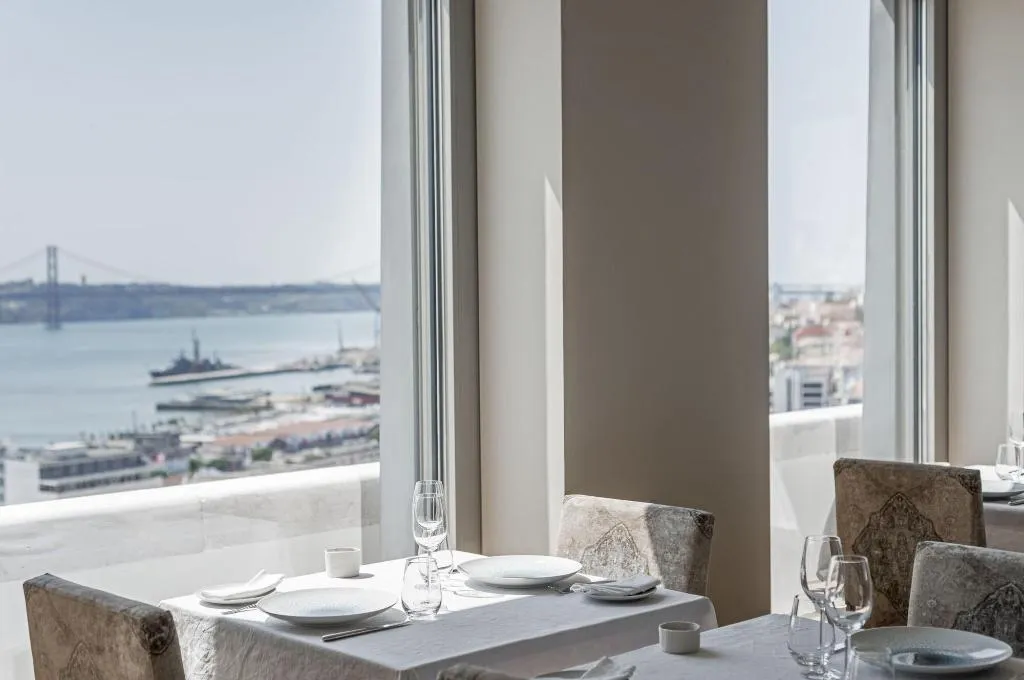 Restaurant, Verride Palácio Santa Catarina, Lisbon