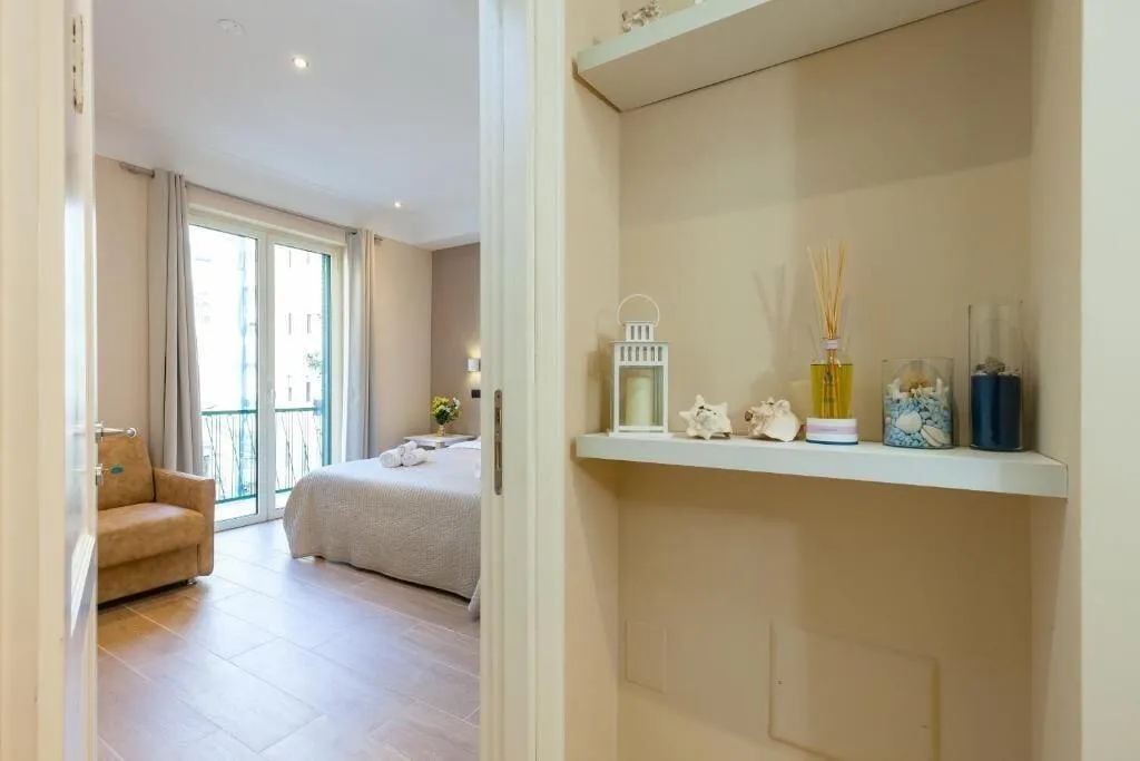 Room, B&B Giacomino, Naples