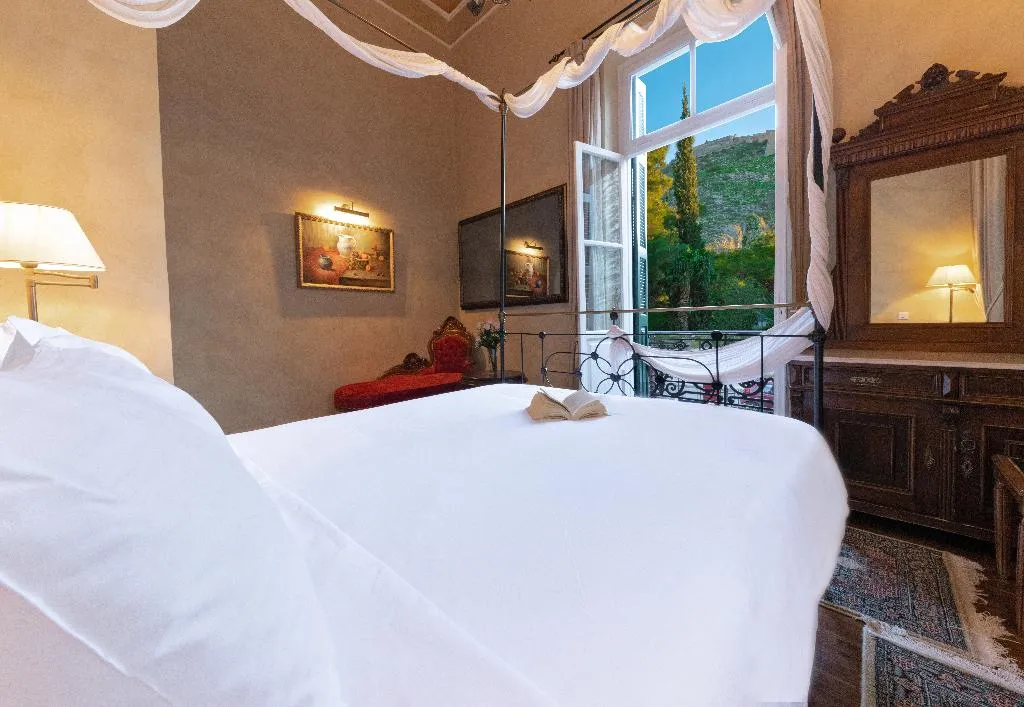 Double or Twin SUPERIOR Room, Nafsimedon, Kalamata