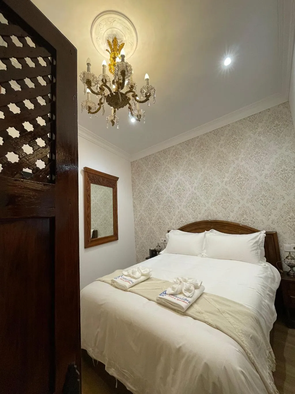 APARTMENT DELUXE Room, Cason De Los Lopez Apartments, Madrid