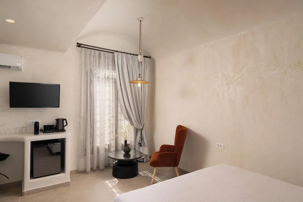 Room, Winery Hotel 1870, Santorini