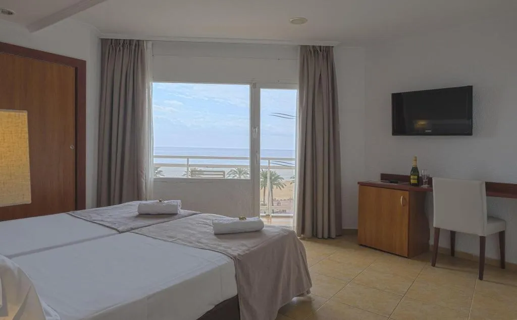 Double or Twin SEA VIEW WITH BALCONY Room, Rosamar & Spa, Costa Brava
