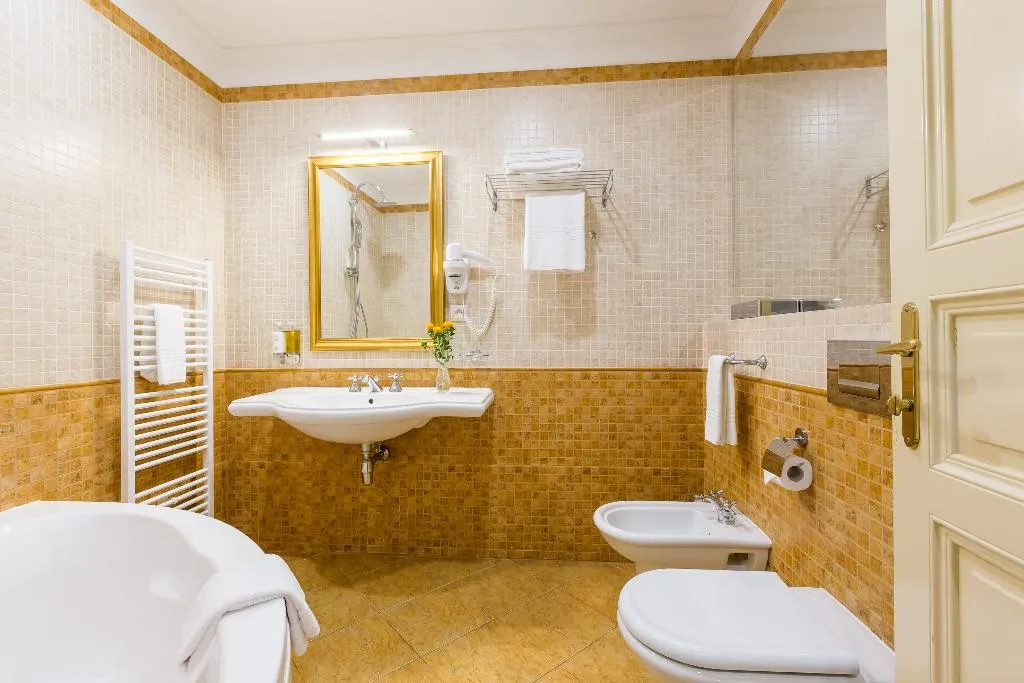 SUITE EXECUTIVE TWO BEDROOMS Room, Hotel Caruso Old Town Prague, Prague