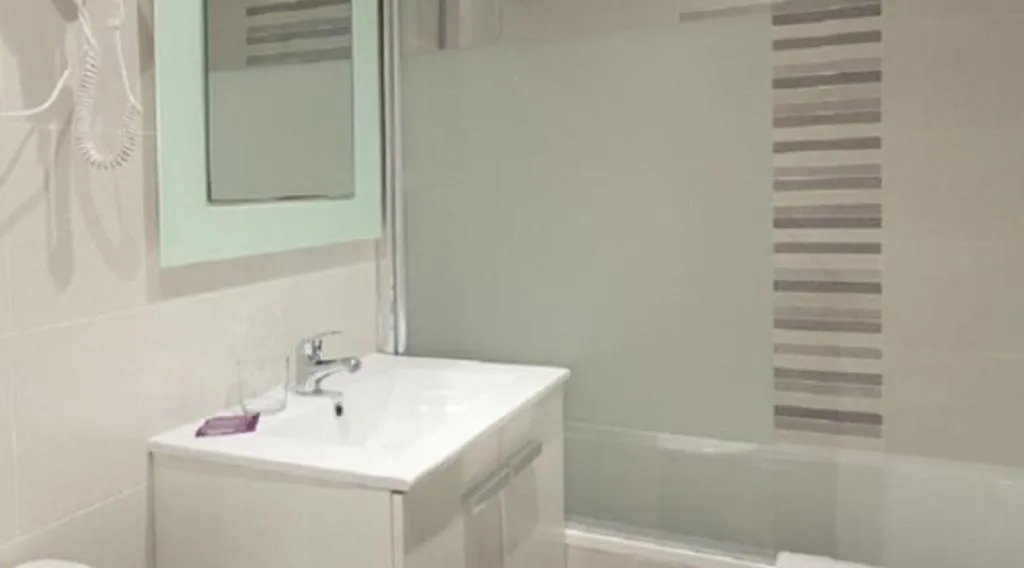 Room, Hostal Balkonia, Barcelona
