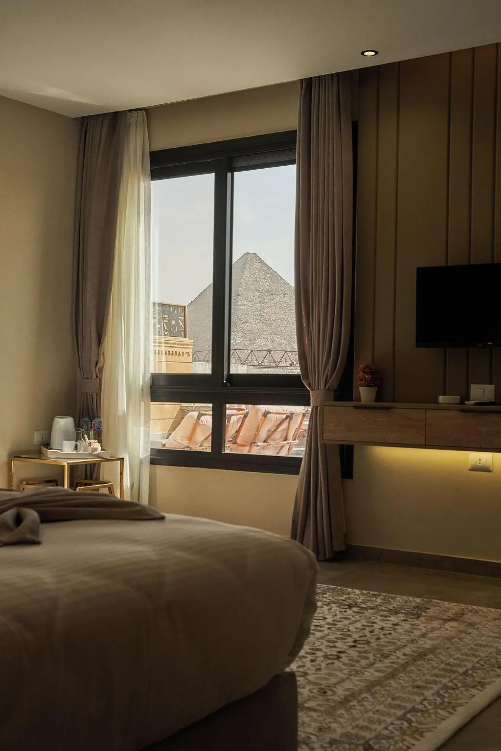 Room, Pyramids Secret Hotel, Cairo