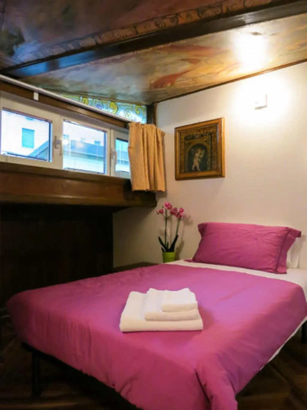 Room, La Locanda Del Pino, Milan
