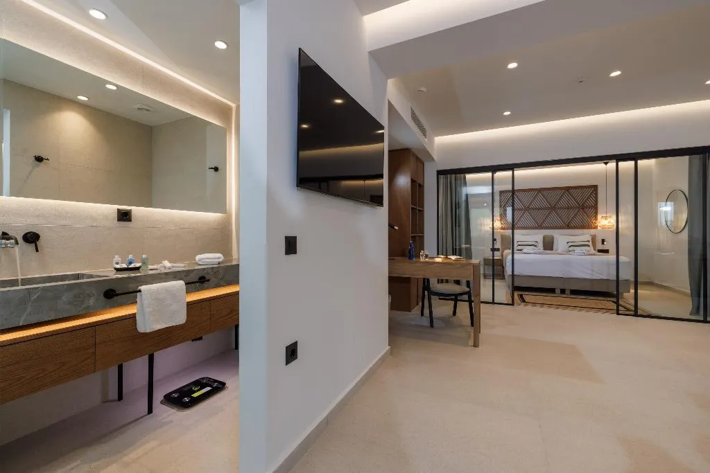 SUITE DELUXE GARDEN VIEW Room, Deos Luxury Suites, Crete