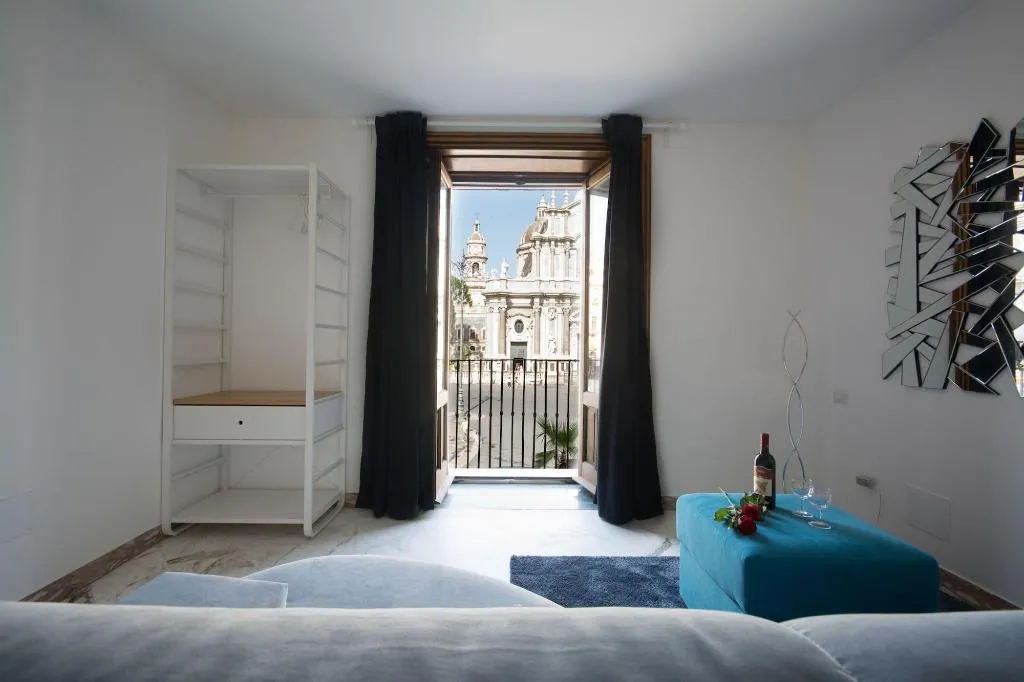 Room, Le Suites Del Duomo House, Catania