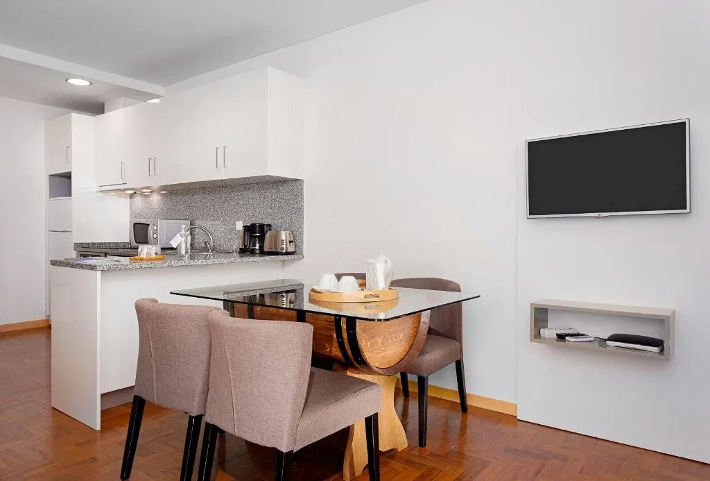 Room, Oporto Stories Apartments - Santa Catarina, 219, Porto