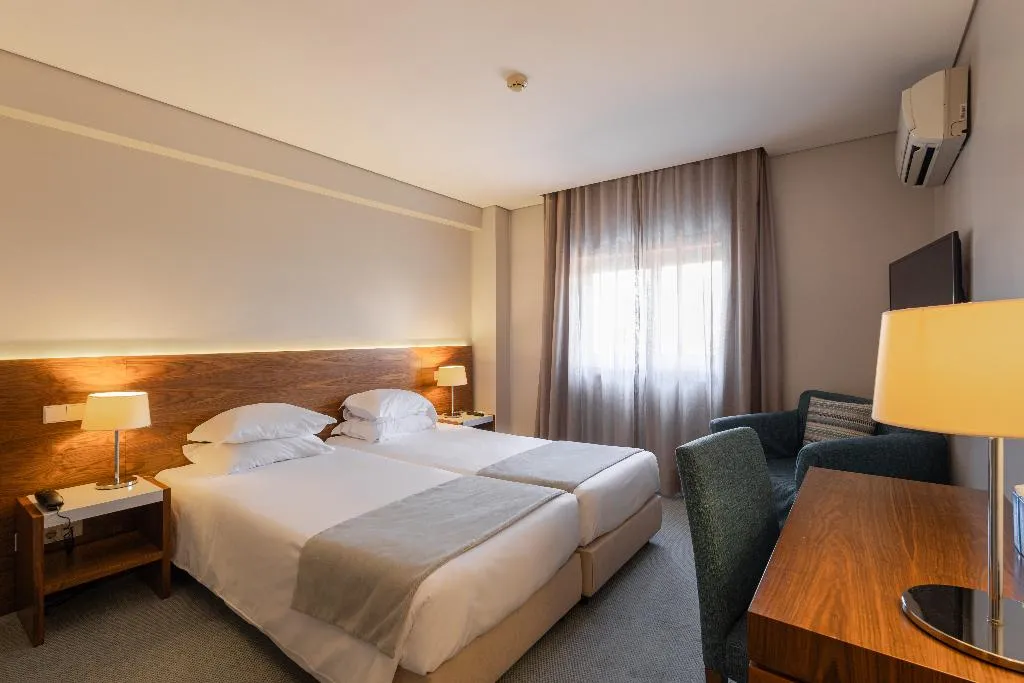 Double or Twin CITY VIEW Room, Navarras, Porto