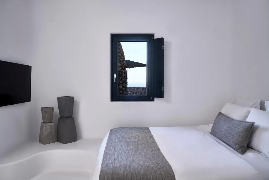 DOUBLE DELUXE WITH PRIVATE POOL Room, Pantheon Villas, Santorini
