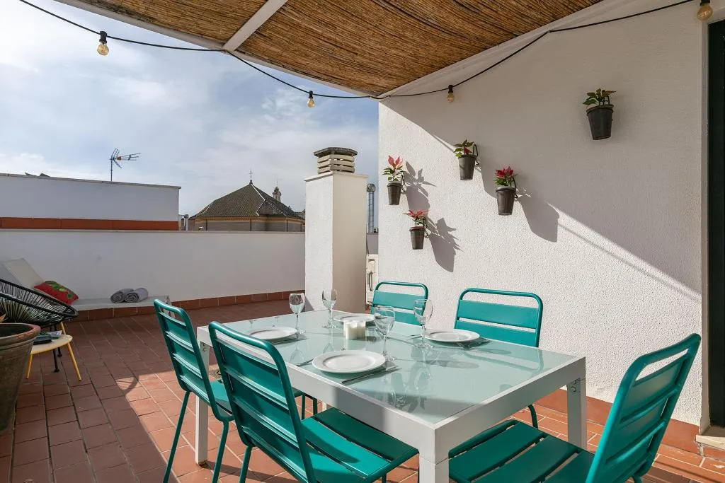 APARTMENT DUPLEX Room, Holiday Rentals Tempa Museo, Seville