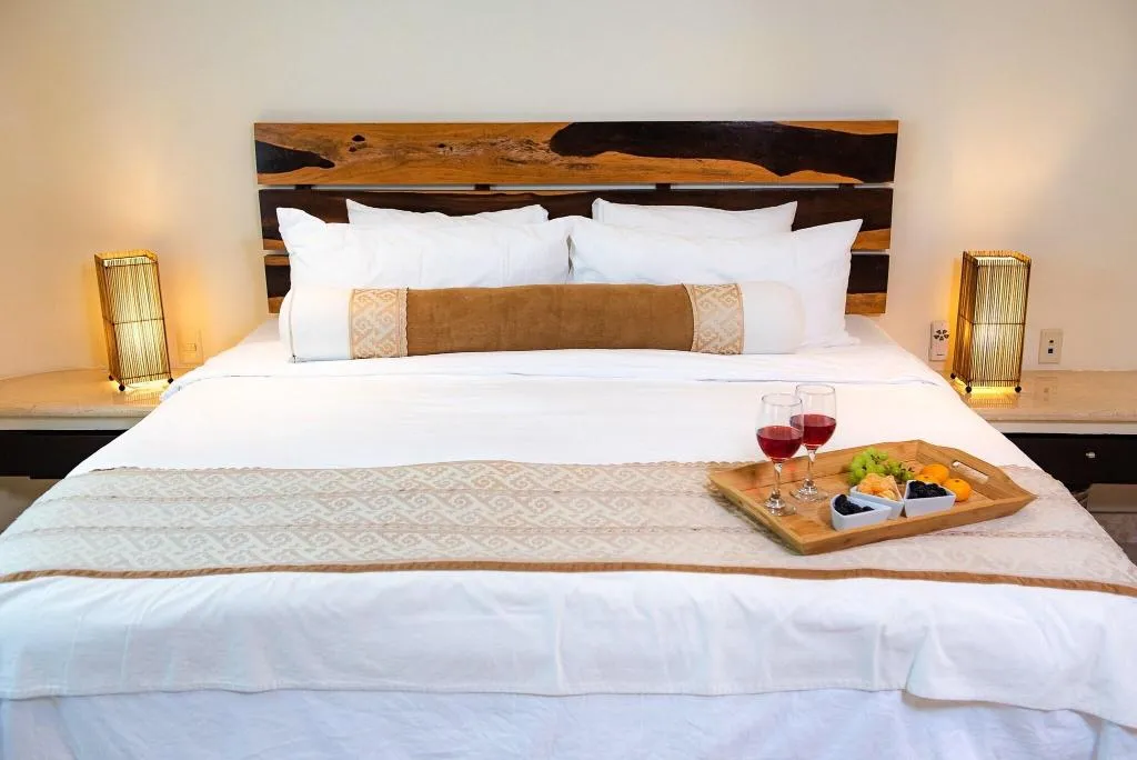 TWIN DELUXE Room, El Taj Ocean Front and Beachside Condo Hotel, Playa Del Carmen