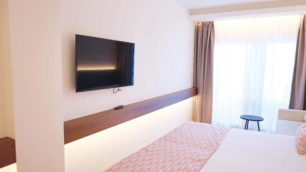 Double or Twin WITH BALCONY Room, Seth Port Ciutadella, Menorca
