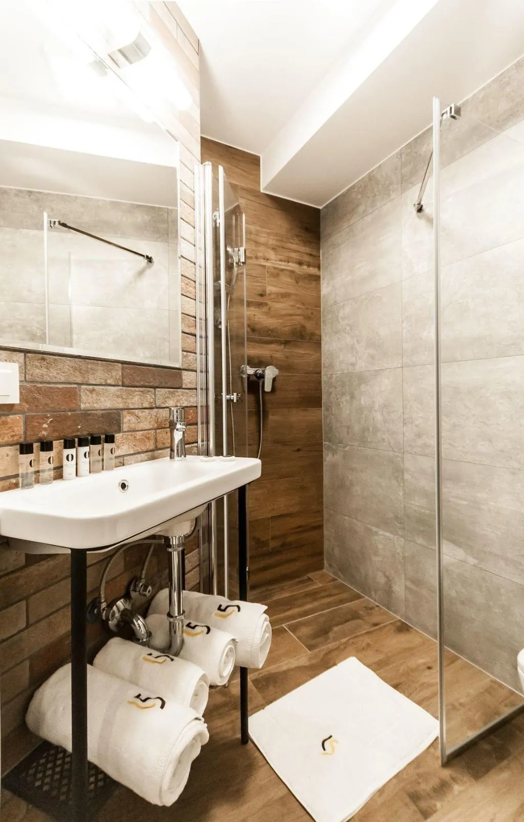 Room, Apartamenty L5, Krakow