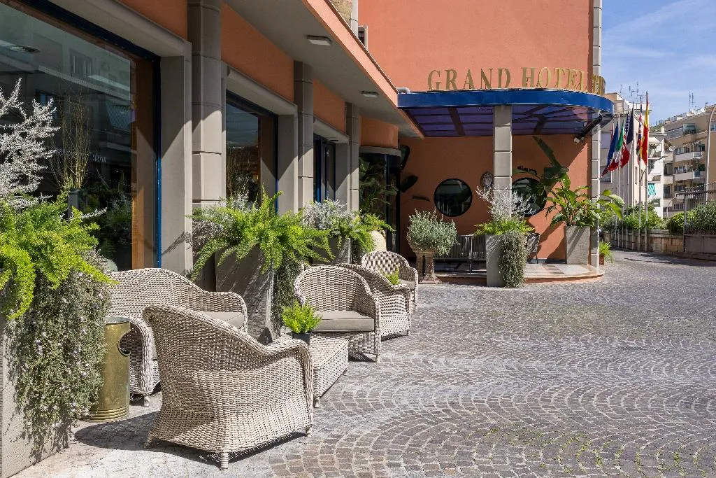 General view, Grand Hotel Tiberio, Rome