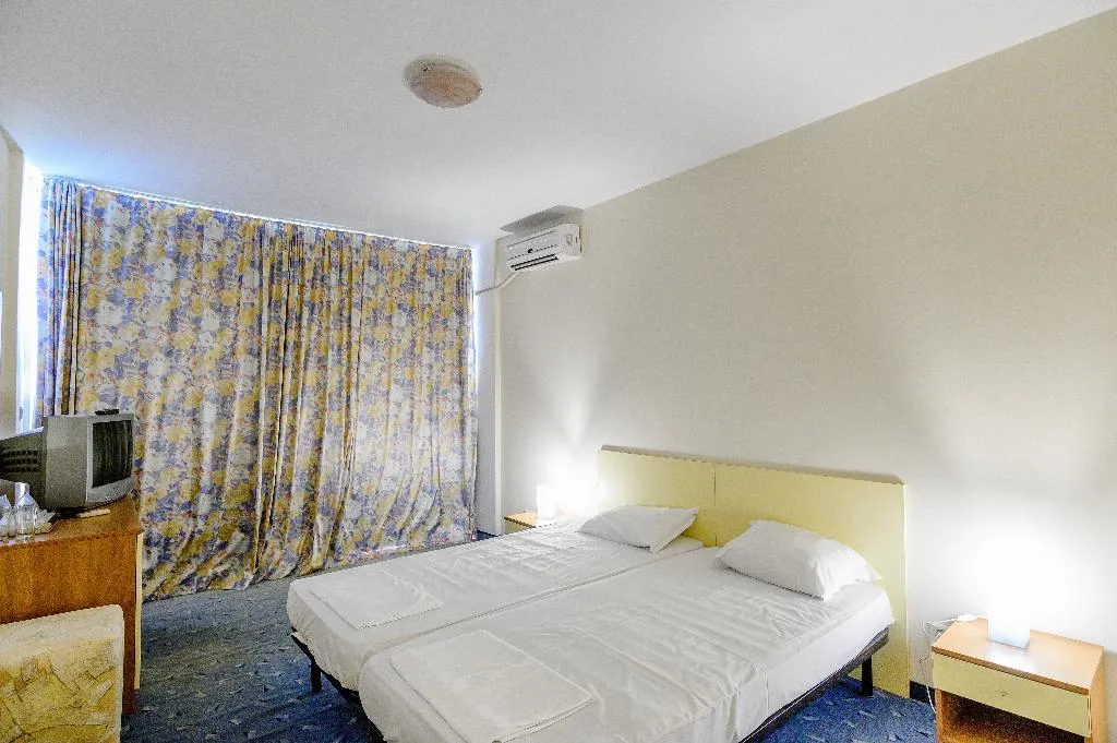 DOUBLE SINGLE USE STANDARD Room, International House of Journalists, Varna