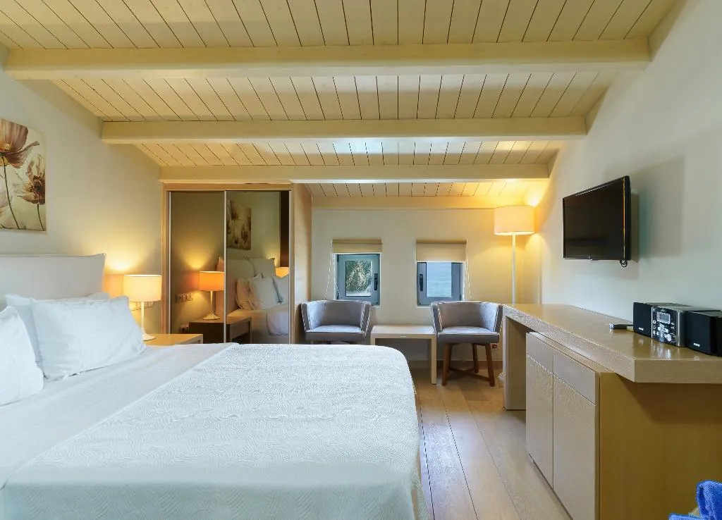 FAMILY ROOM DUPLEX Room, Aegean Pearl Hotel, Crete