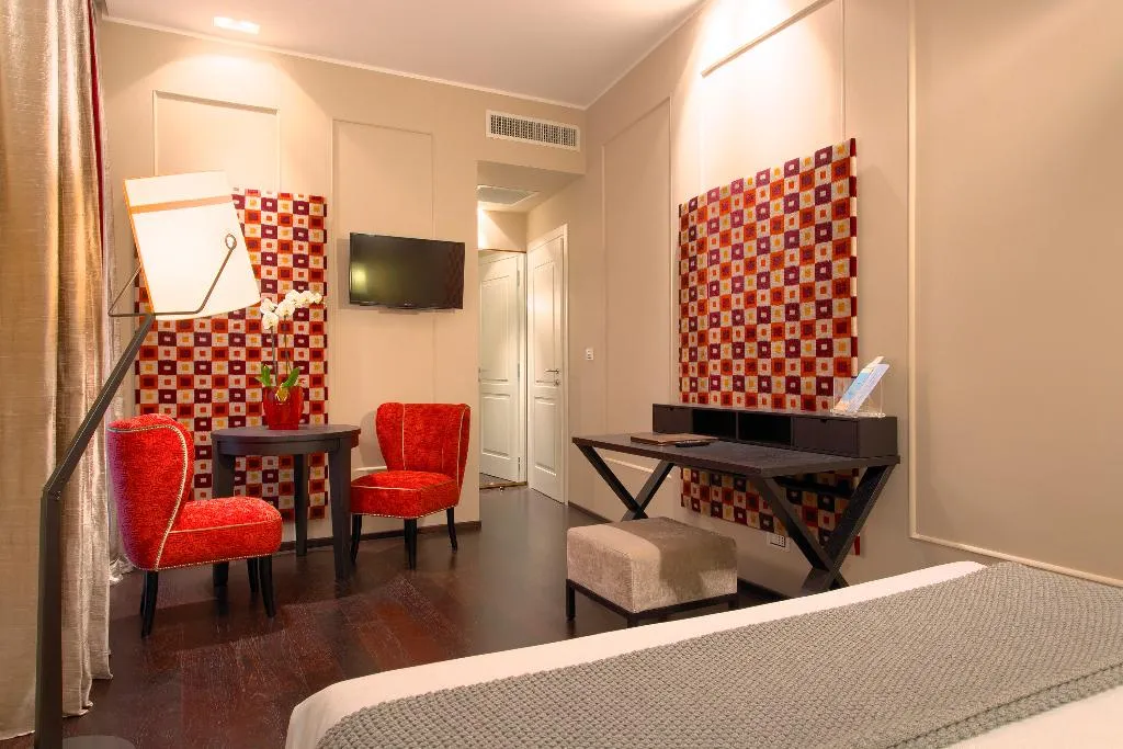 TWIN DELUXE Room, Stendhal Luxury Suites, Rome