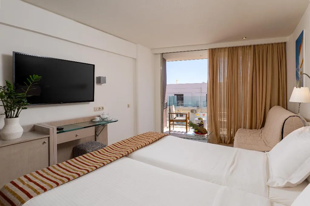 JUNIOR SUITE SIDE SEA VIEW Room, Kriti Beach, Crete