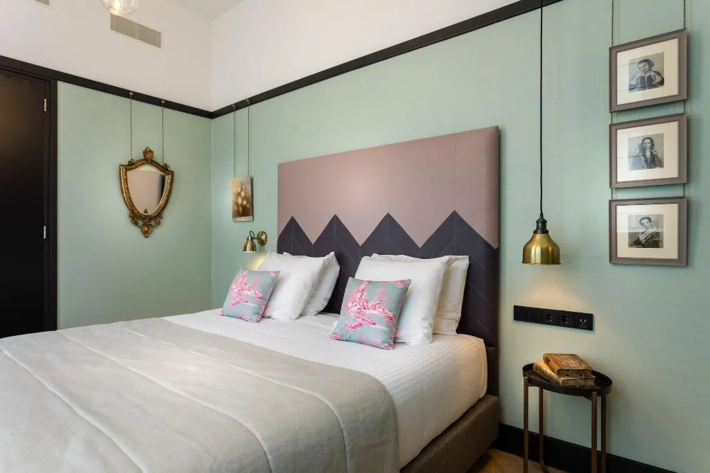Room, The Hendrick S Hotel, Amsterdam