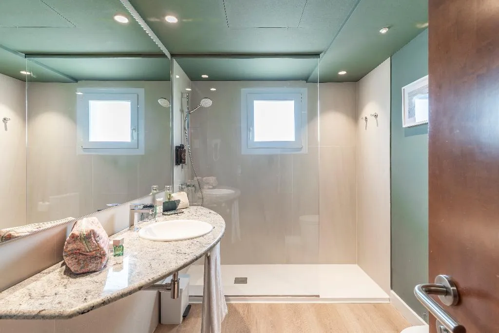 TRIPLE SUPERIOR Room, Prestige Victoria, Costa Brava