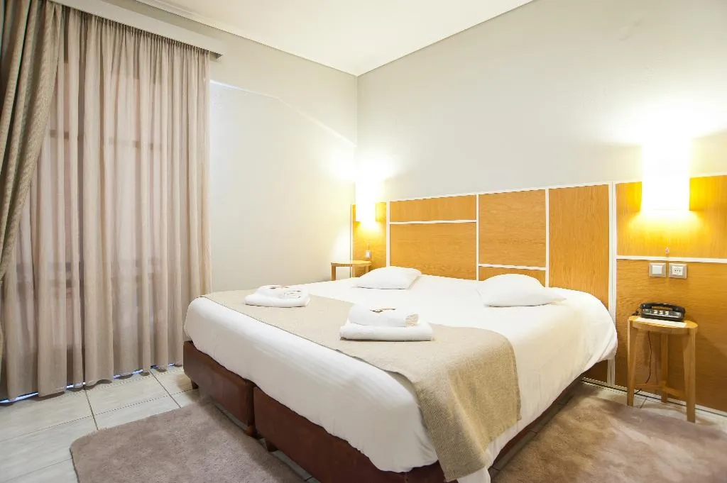 Double or Twin STANDARD Room, Fedriades Delphi, Athens