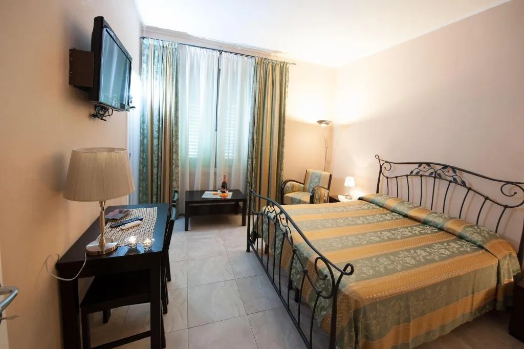 Room, B&B Lepanto, Catania