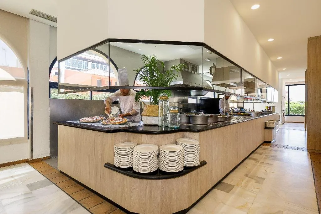 Restaurant, Sol Sancti Petri, Costa De La Luz