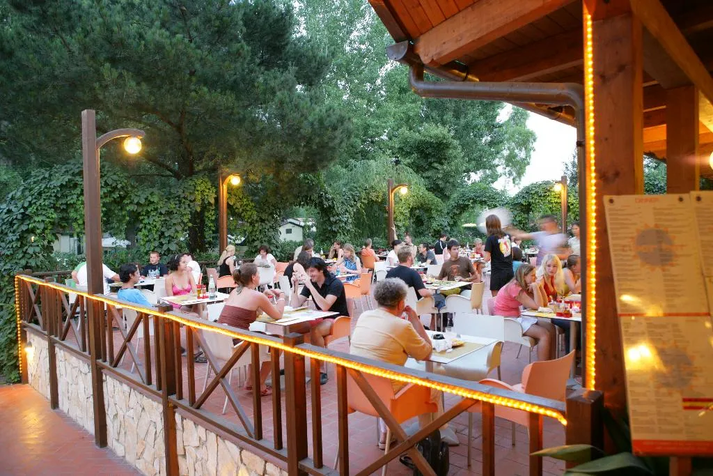 Restaurant, Camping Tiber, Rome