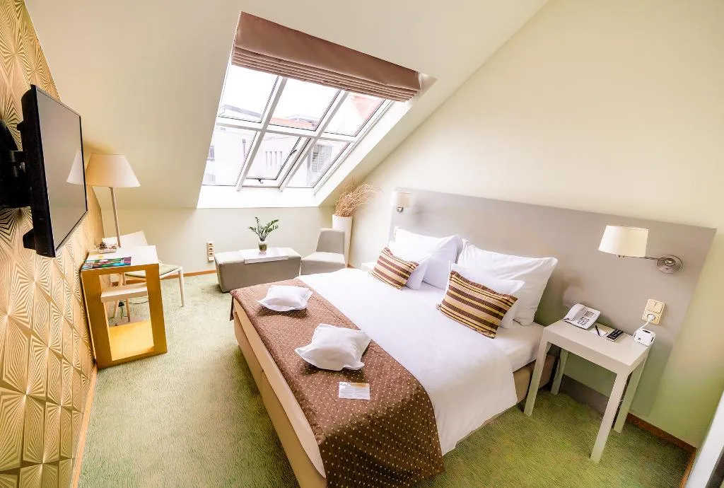 Double or Twin DELUXE Room, Grandium Hotel Prague, Prague