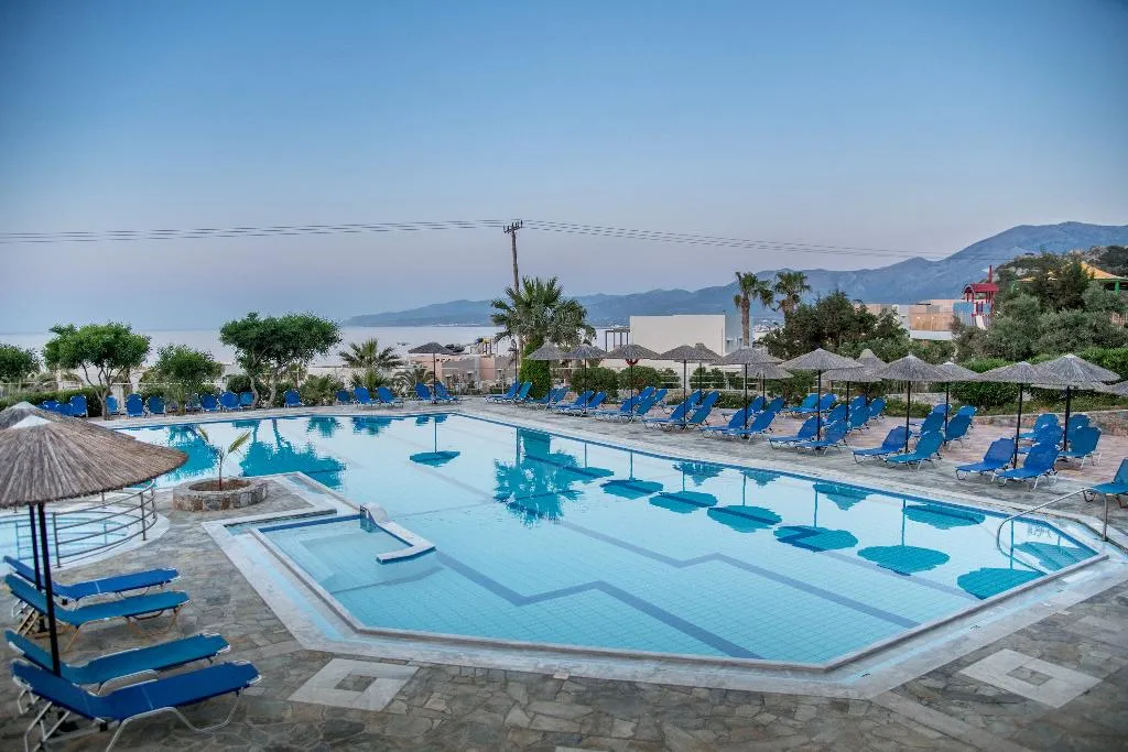 Pool, Semiramis Village, Crete