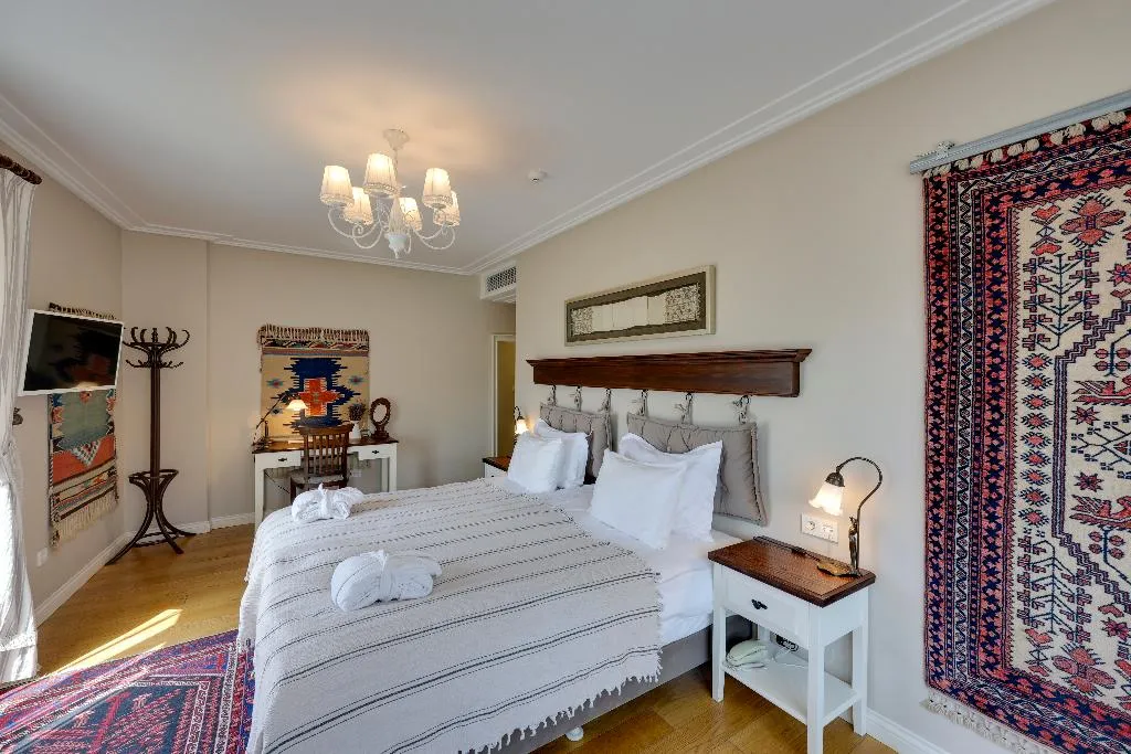 Double or Twin SUPERIOR WITH BALCONY Room, Akanthus Hotel Ephesus, Izmir