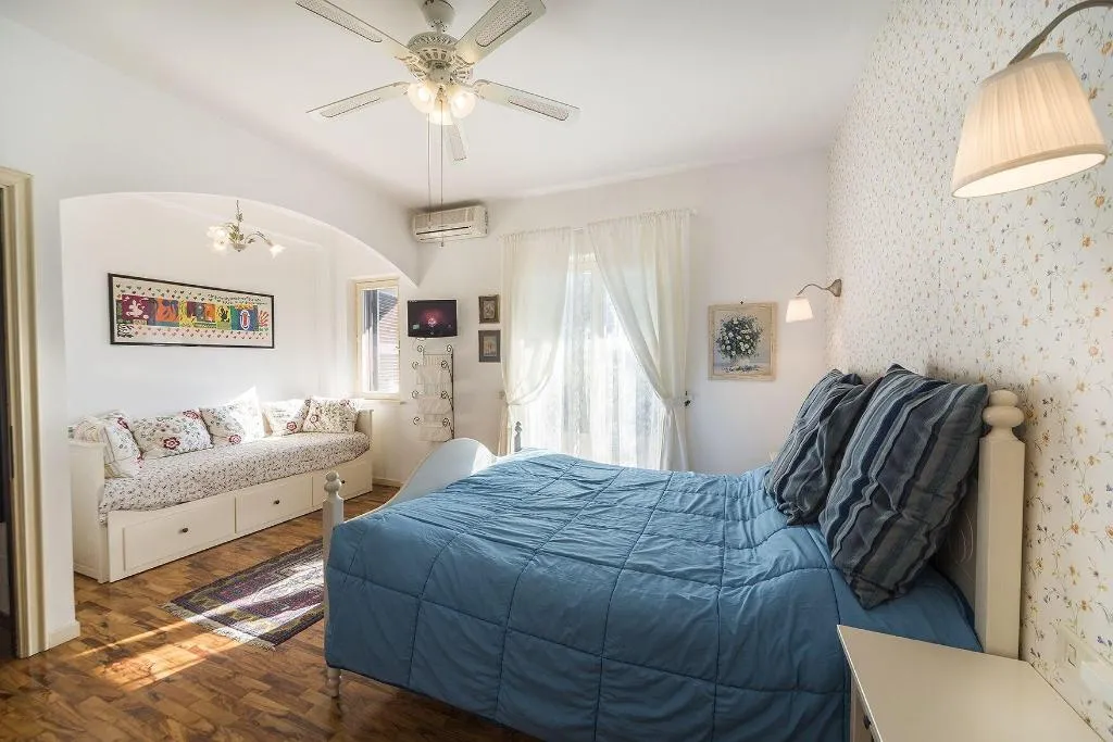 Room, Casale dell'Insugherata B&B Roma, Rome