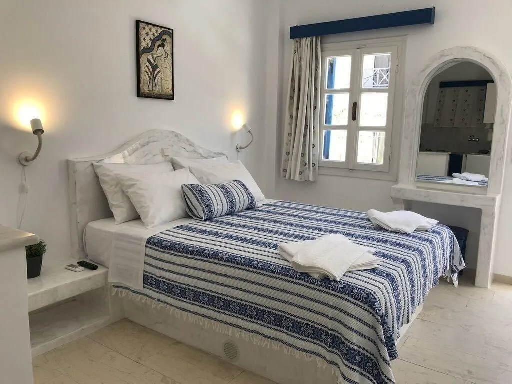 Room, Dioskouri Art Villas, Santorini